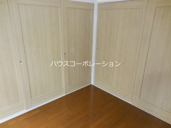 ベッドルーム