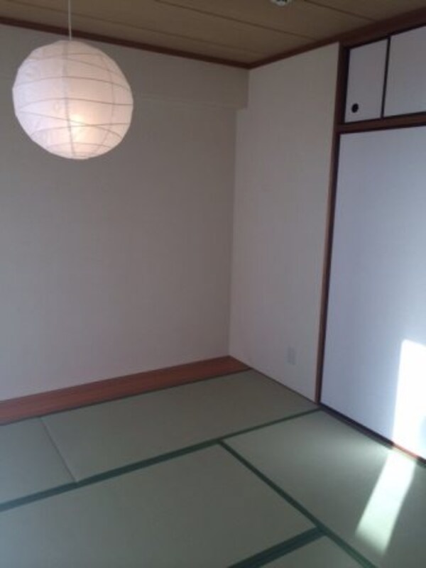 ベッドルーム
