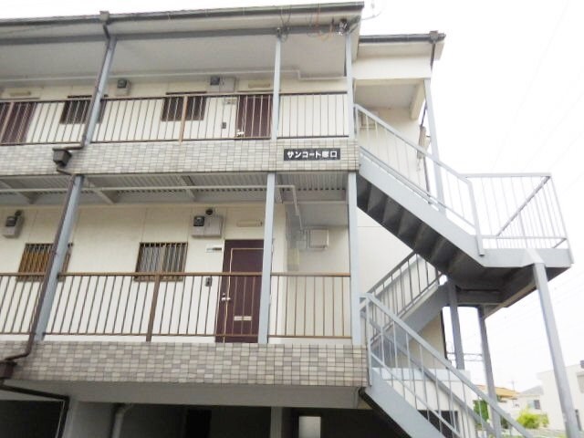 サンコート塚口の物件外観写真