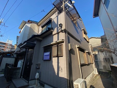 水堂町2丁目貸家外観写真