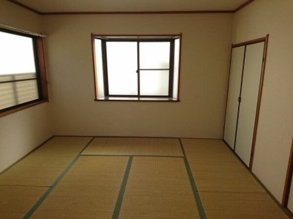 ベッドルーム