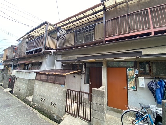 上ノ島町2丁目貸家（7-8）