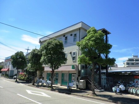 プチグレイス本町外観写真
