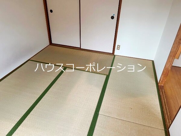 ベッドルーム