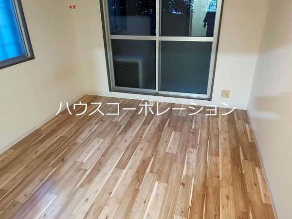 ベッドルーム