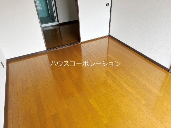 ベッドルーム