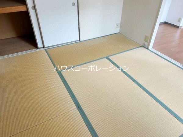 ベッドルーム