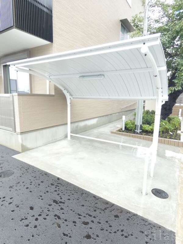 敷地内/建物