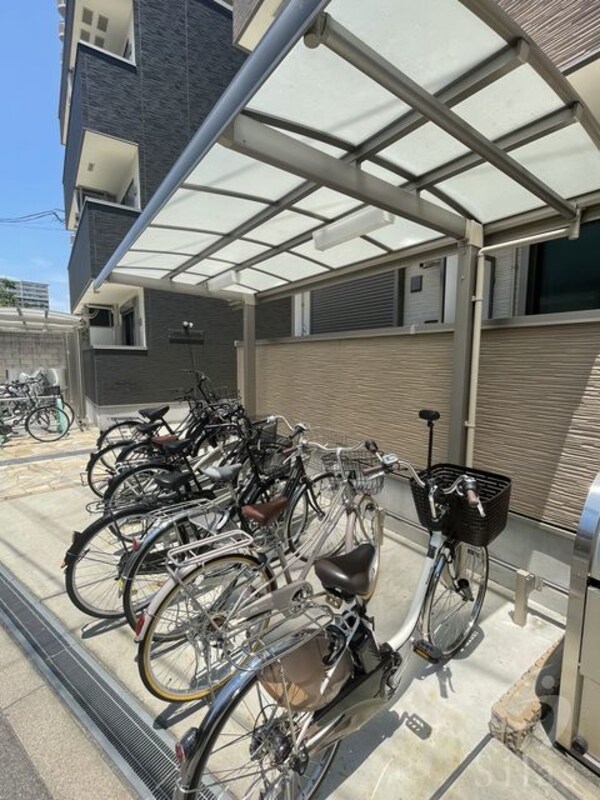 敷地内/建物