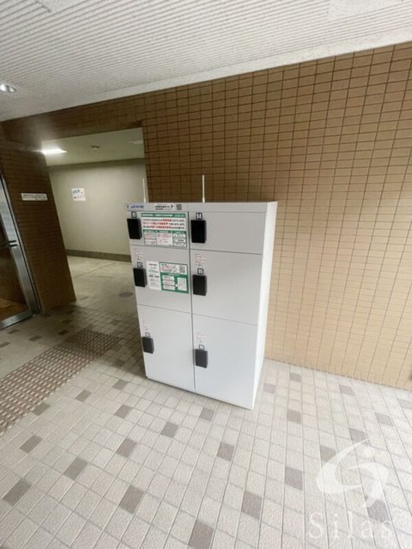 敷地内/建物