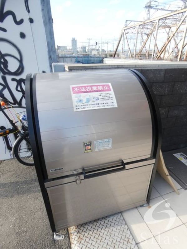 敷地内/建物
