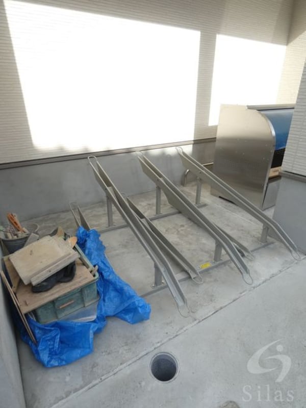 敷地内/建物