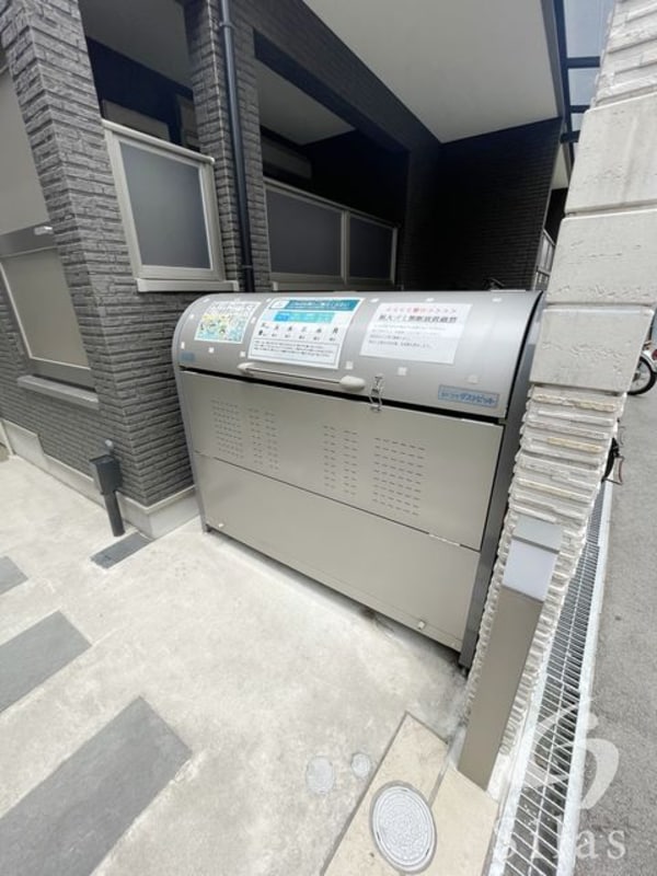 敷地内/建物
