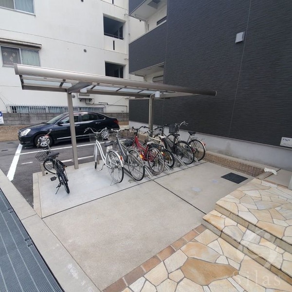 敷地内/建物