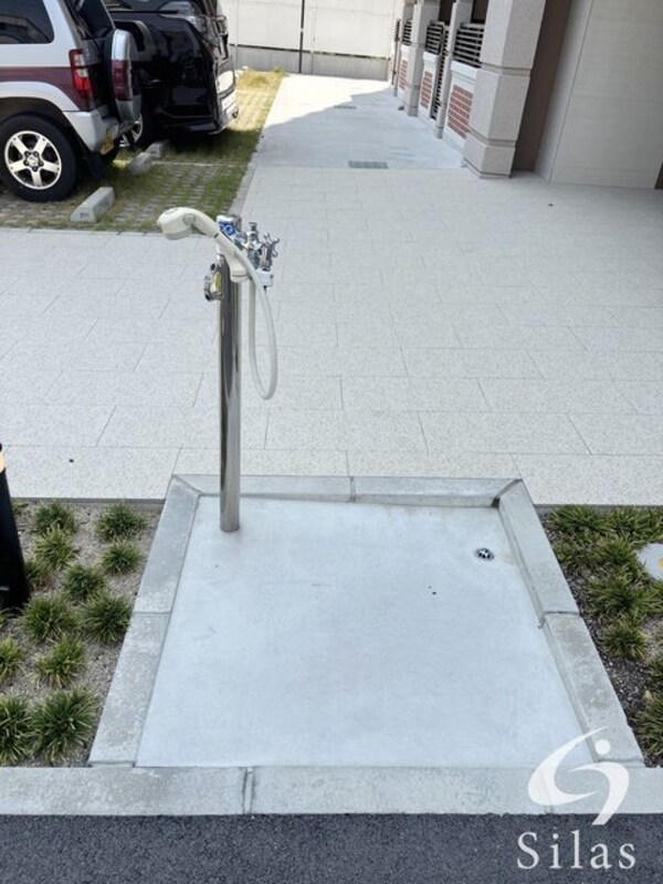 敷地内/建物