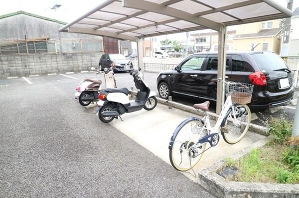 敷地内/建物