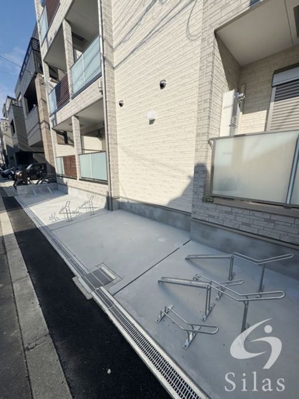 敷地内/建物