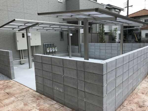 敷地内/建物