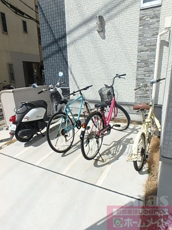 敷地内/建物
