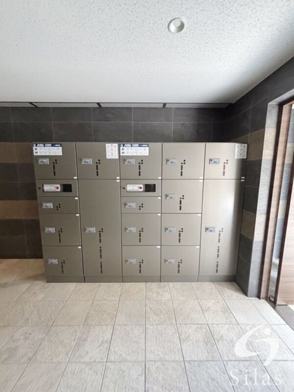 敷地内/建物