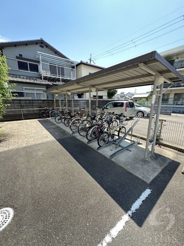 敷地内/建物