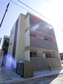 京阪本線・鴨東線 西三荘駅 3階建 築8年の外観写真