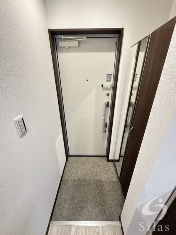 玄関(同仕様)