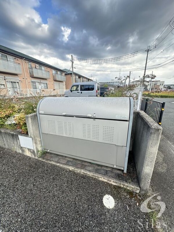 敷地内/建物