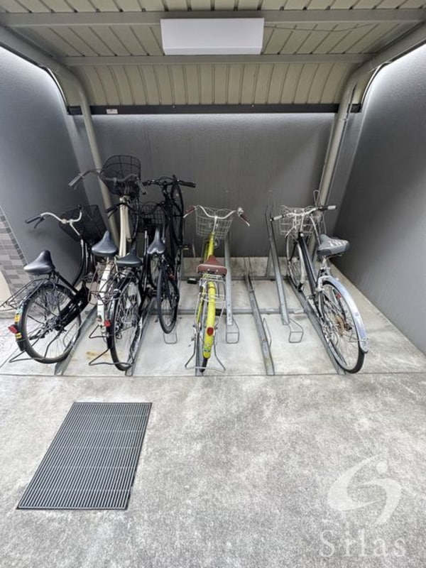 敷地内/建物