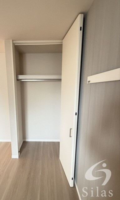 物件内観写真10　(同仕様・反転タイプ)