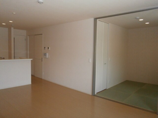 物件内観写真8　(同仕様)