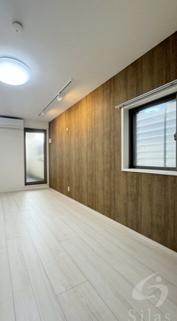 物件内観写真16　(同仕様・反転タイプ)