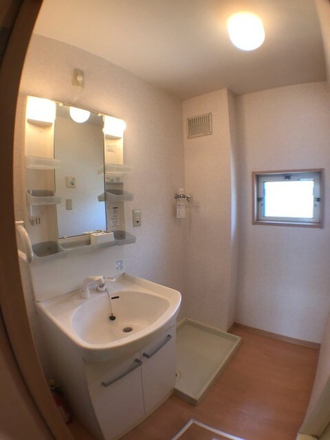 物件内観写真11　(同仕様反転タイプ)