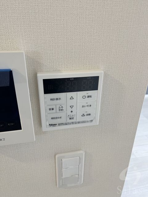 物件内観写真17　(同仕様・反転タイプ)