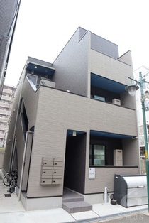 京阪本線・鴨東線 森小路駅 3階建 築7年の外観写真