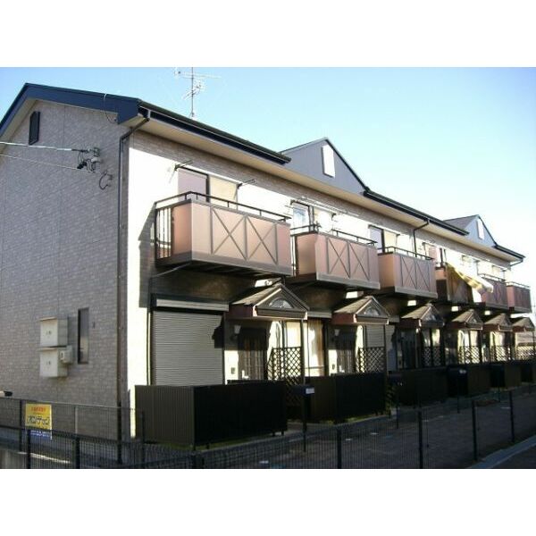 ハイツファミーユ