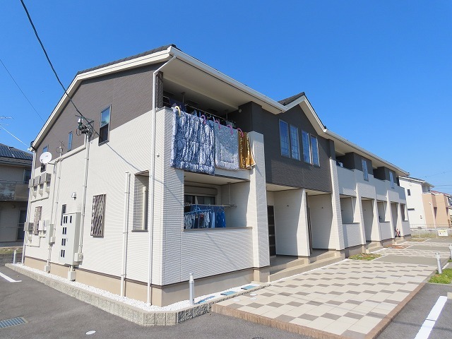 アン　フルーヴ