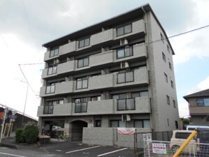エスパシオ佐千原外観写真