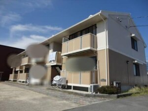 ジュネス泉外観写真