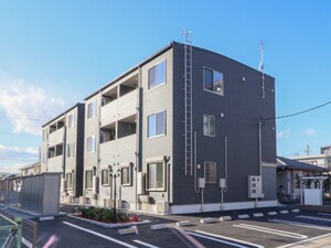 ロイヤル・鈴 E外観写真