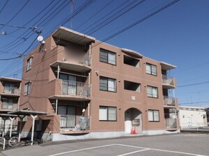 クワイエット杉二番館 A棟外観写真