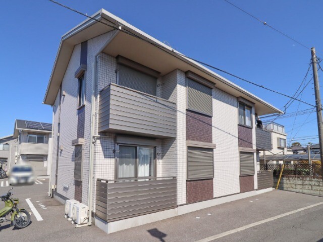 シュエット B