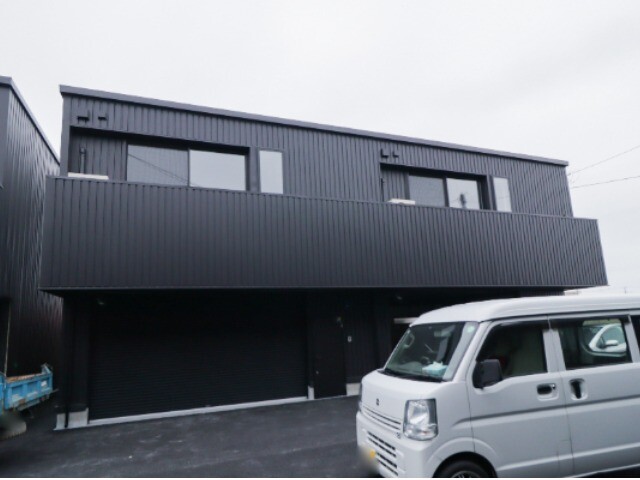 Garage position 鹿沼 F
