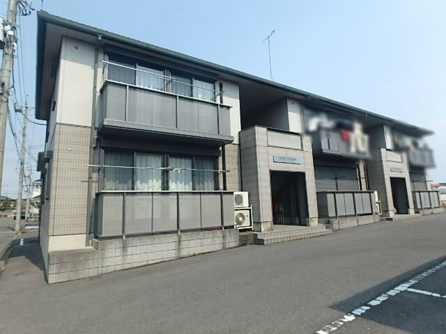 ウエストフィールズ B棟