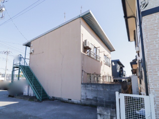 鶴田荘