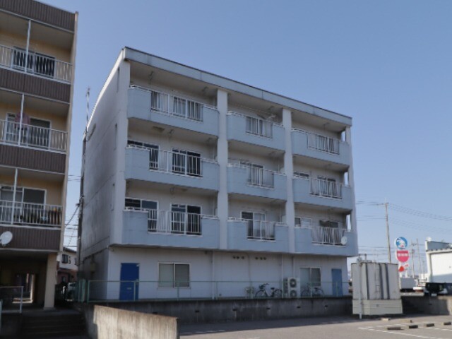 ロイヤルハイツ