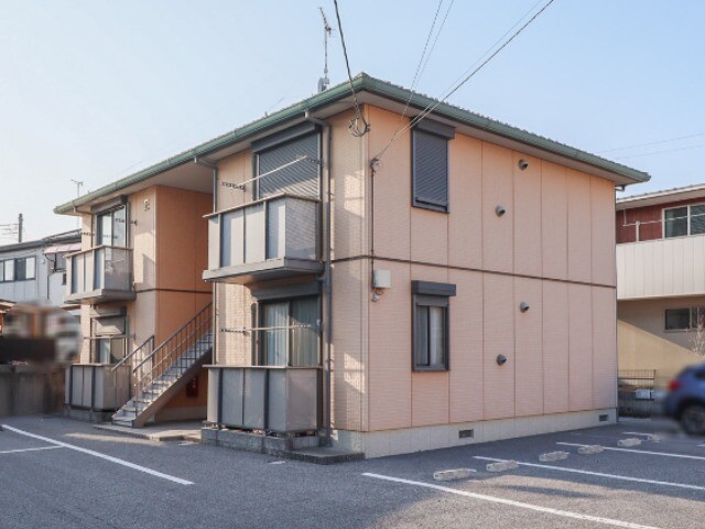 メイプルハイツ E