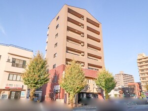 サン=テグジュビル外観写真