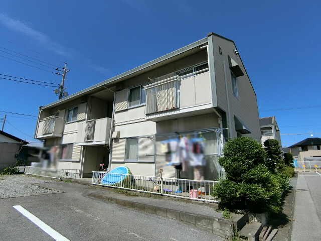 イシイタウンハイツ D