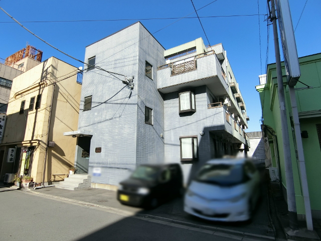 塙田壱番館